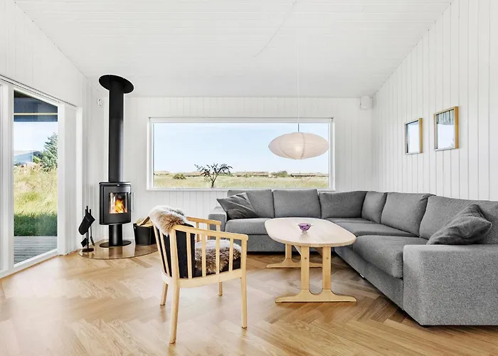 3 Bedroom Awesome In - A01305 Casa de Férias Skagen